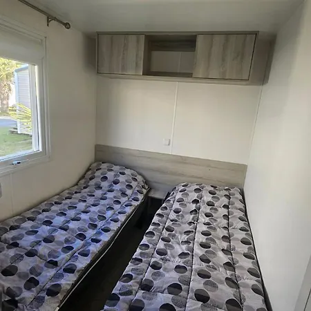 Kamp alanı Mobil-home Confort, Clim, 8 Personnes