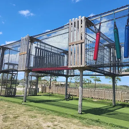Mobil-home Confort, Clim, 8 Personnes Camping
